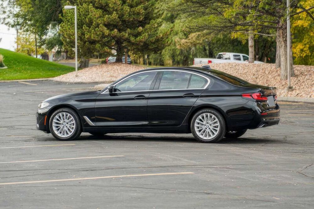 BMW 5 Series 530i xDrive      2023