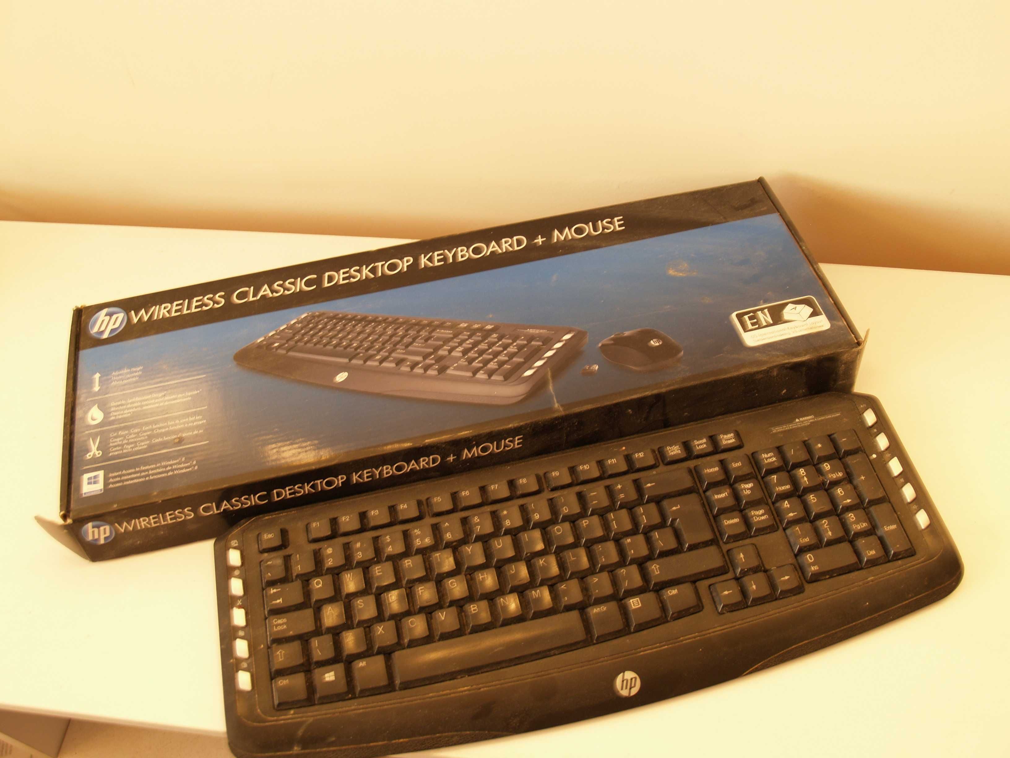 Klawiatura bezprzewodowa HP Wireless Classic Desktop
