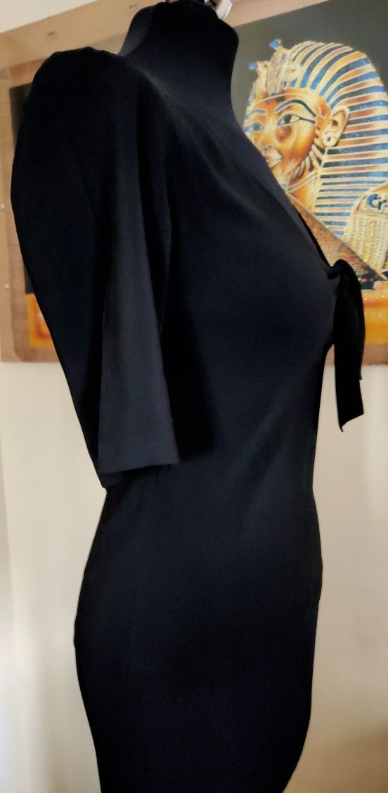 Ola Styl Studio piękna czarna bluzeczka z wiązaniem r. 36