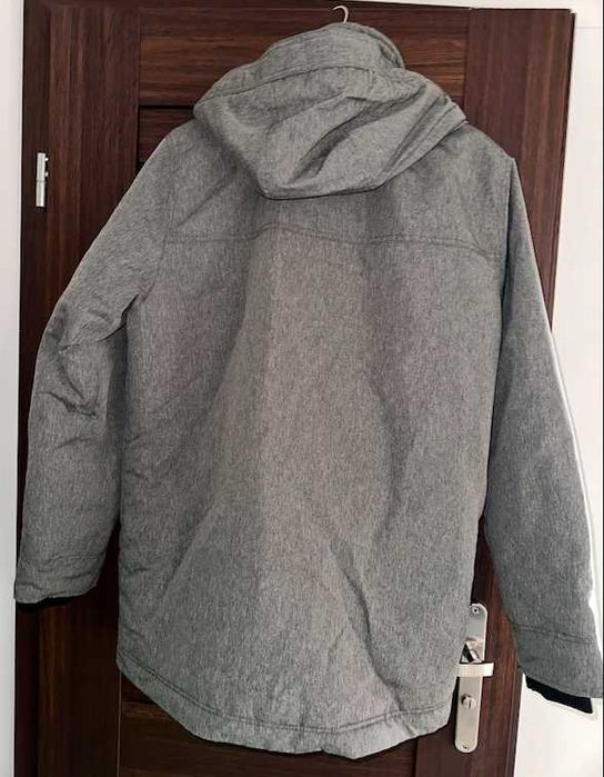 Męska zimowa kurtka Hollister z futerkiem L