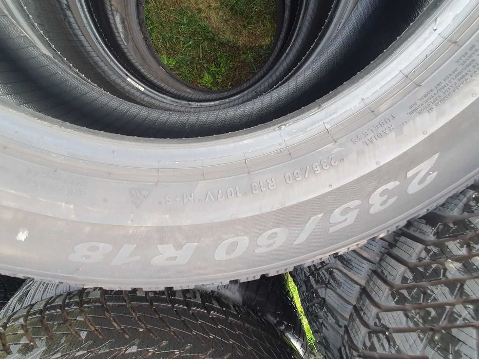 A30# Opony uzywane zimowe 235/45/18" Hankook