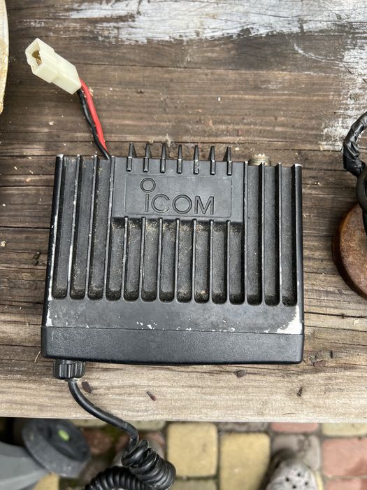 Радиостанция рация в автомобиль icom и kenwood