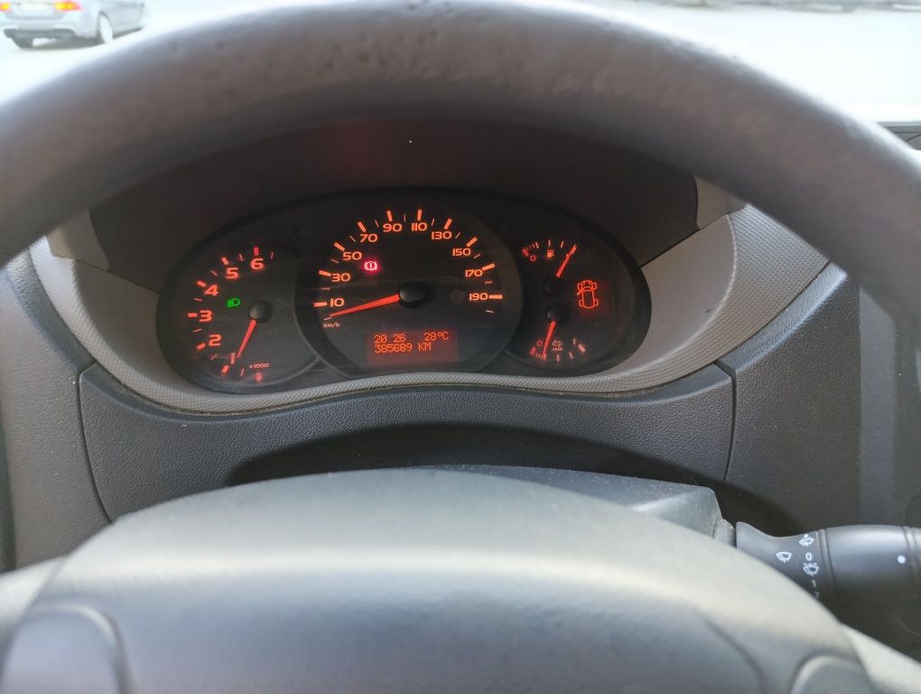 Sprzeda z pracą bezwypadkowy z windą Dohlandia 6 lat w firmie ,bez wkł