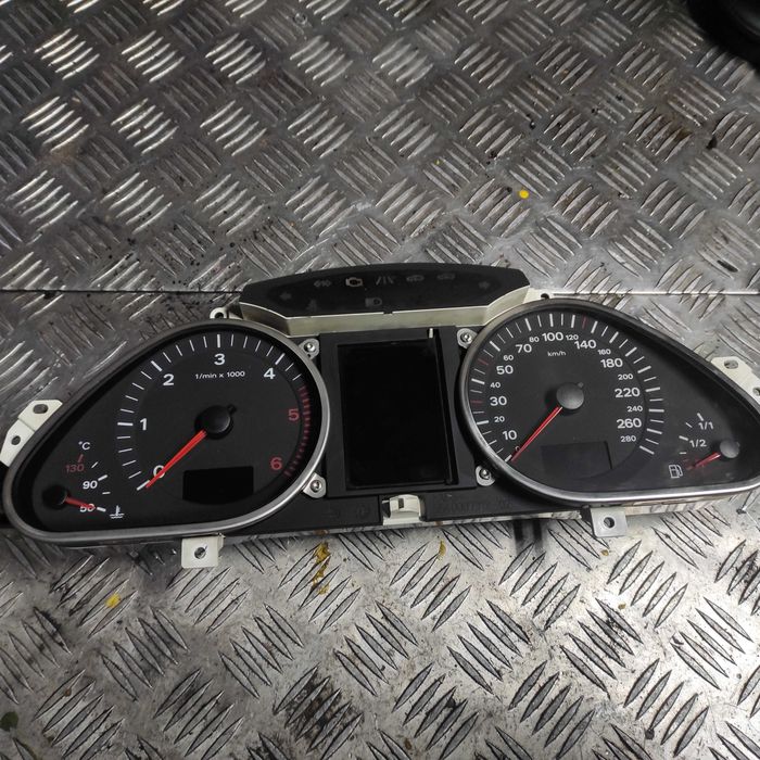 Licznik Zegary Audi A6 C6 2,7 TDI