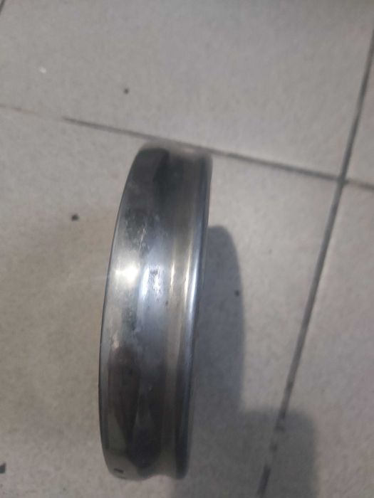 Dekielek chromowany VW