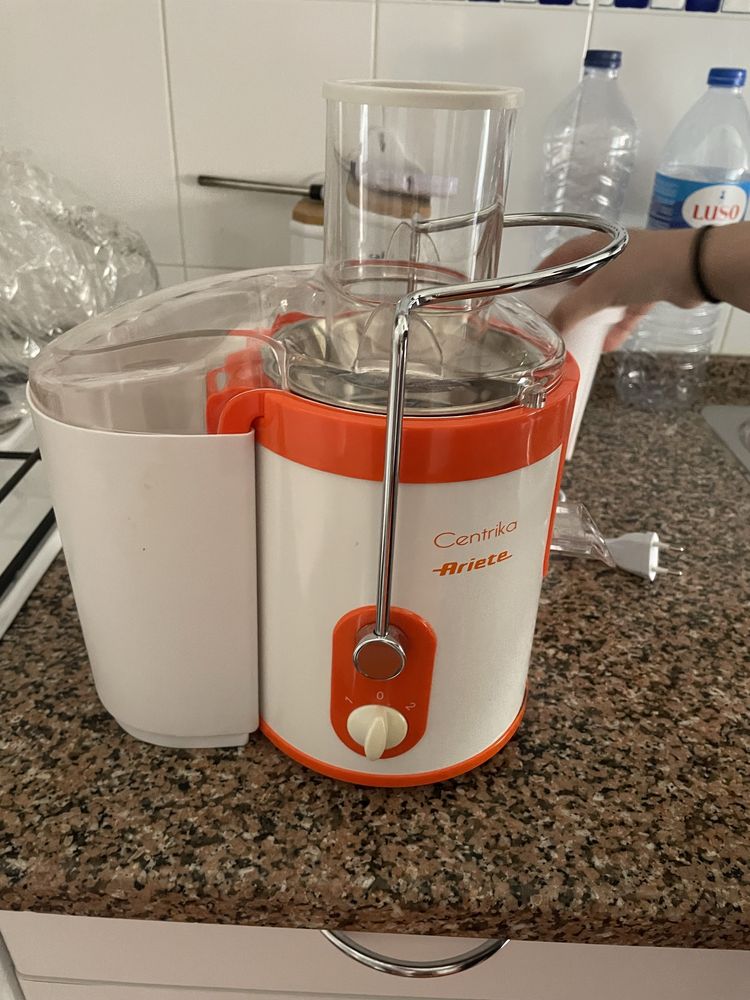 PROMO! Máquina de Sumos Ariete 175 | Laranja, Branco