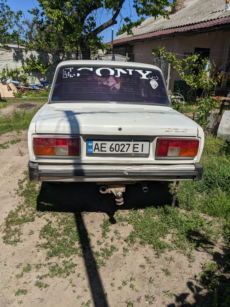 Продам авто ваз 2105