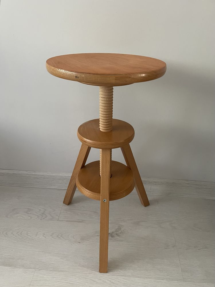 Drewniany,kręcony stołek/taboret