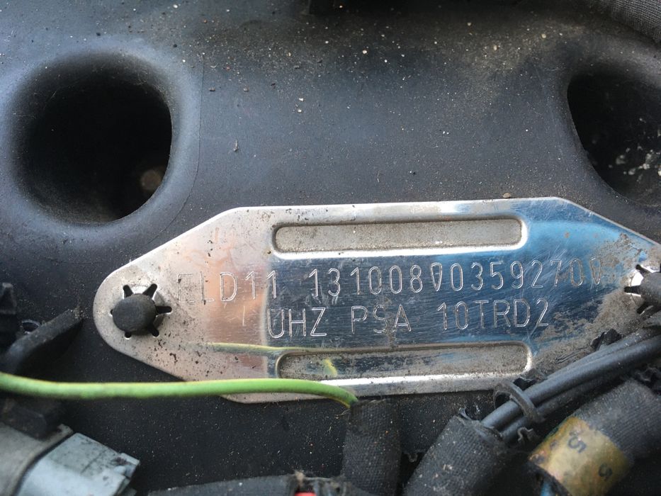 Citroen C5 X7 2.7 HDI silnik kompletny UHZ 10TRD2 Peugeot