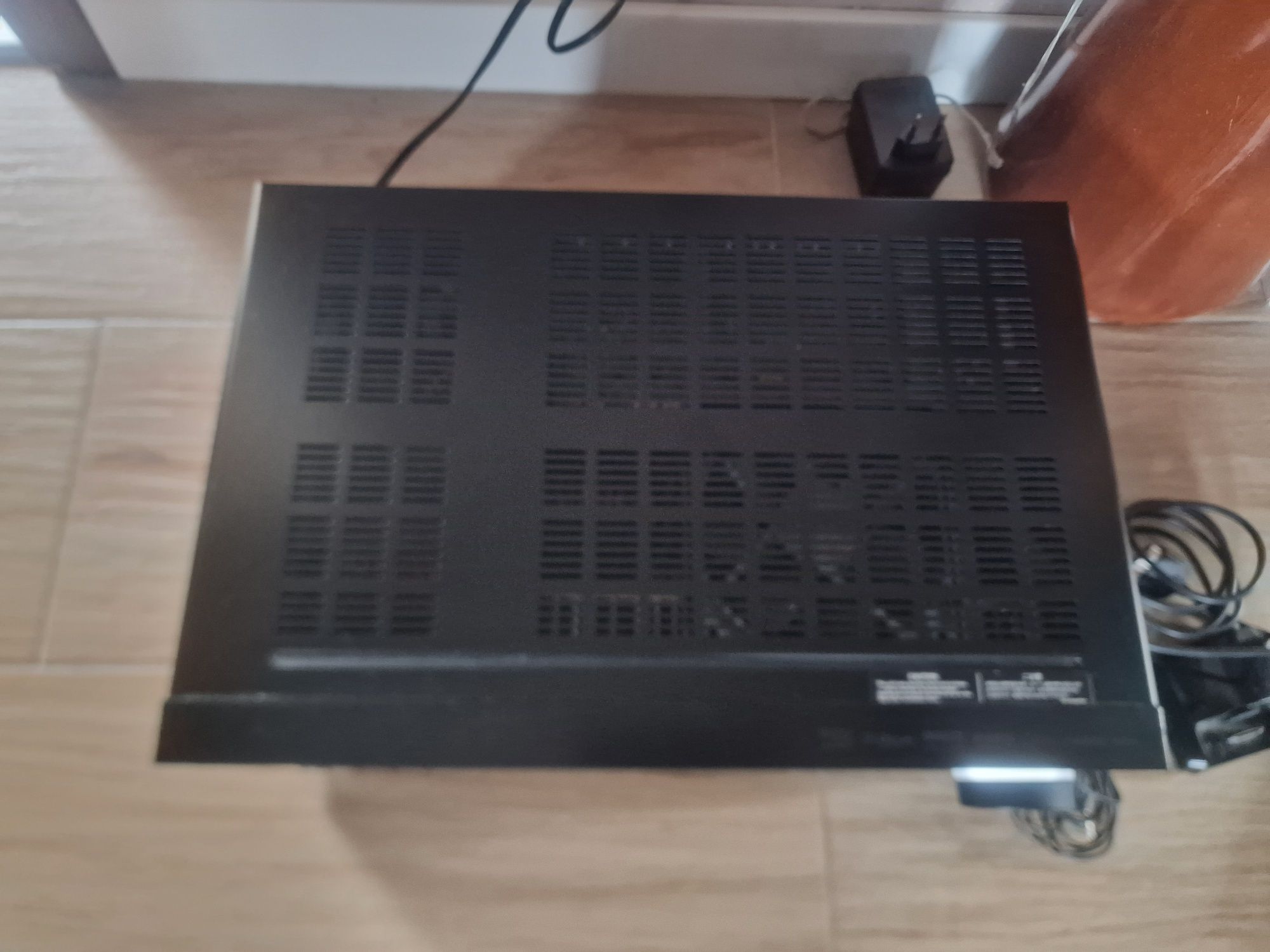 Amplituner Onkyo TX-NR616