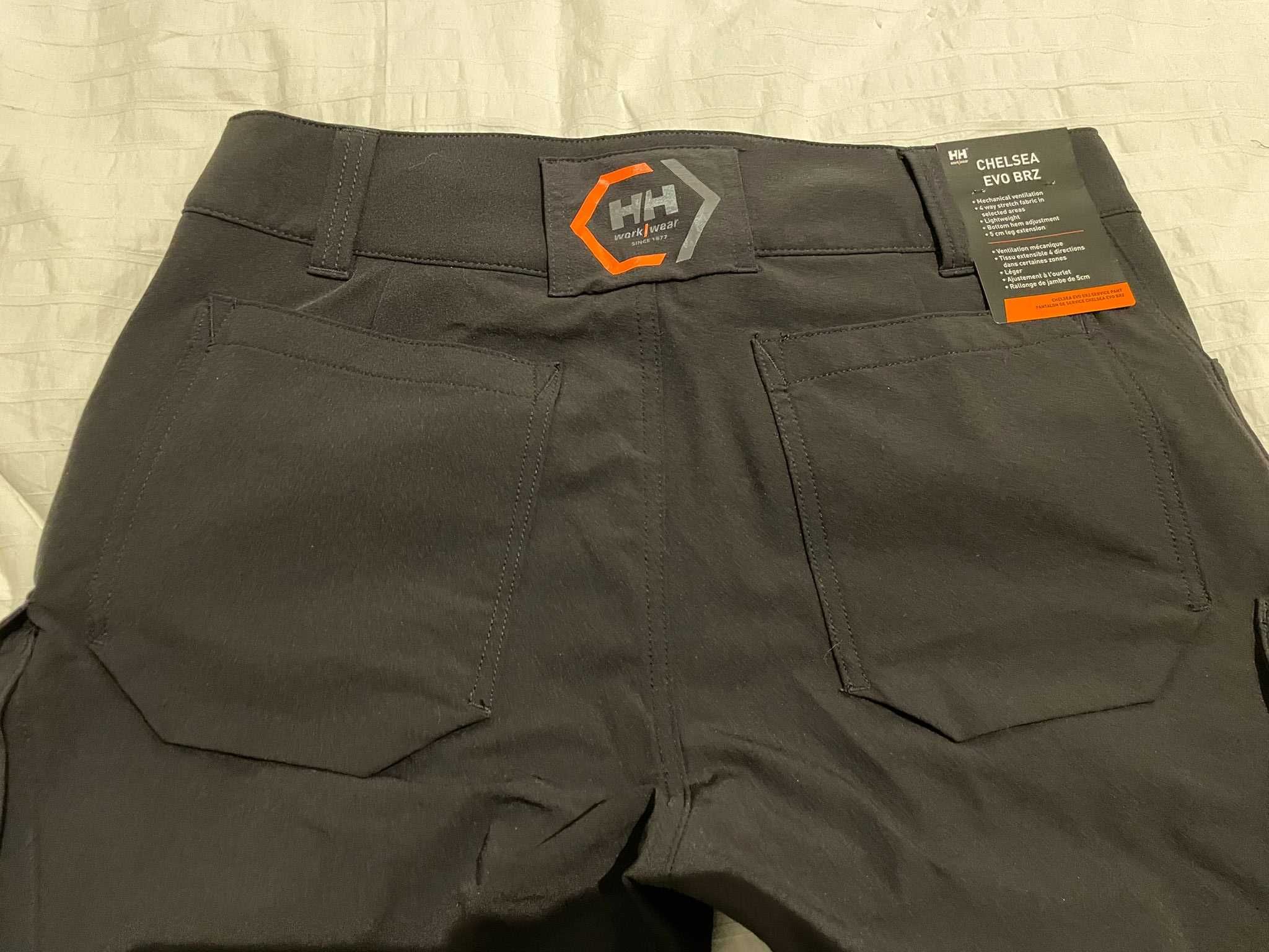 Calças Trabalho Cargo Pant - Helly Hansen - Novo com etiqueta Tam. C50