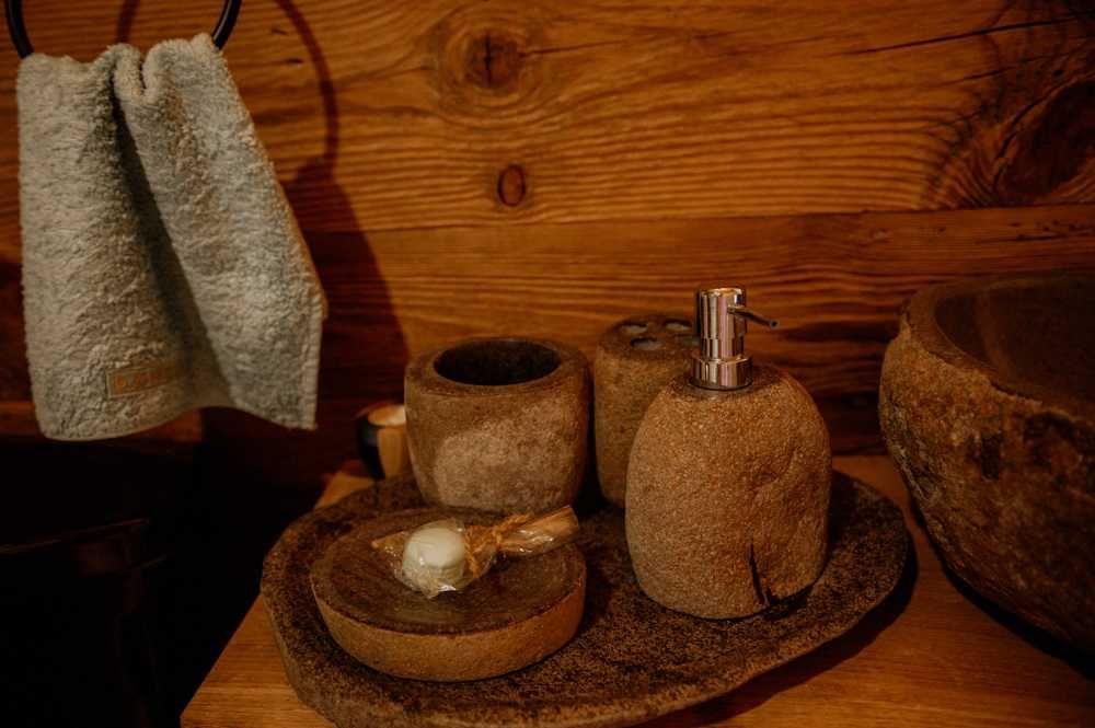Jurta Dziki Jeleń z prywatnym jacuzzi i leśnym spa-Dzikolas glamping
