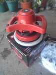 Vendo 
Autopolidora/ 90w
  Com 4 boinas
Com garantia 2 anos.
60€