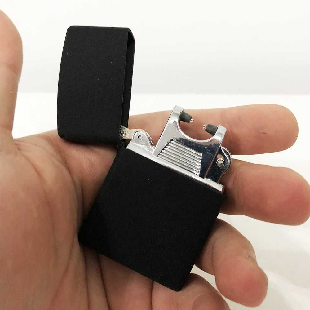 Зажигалка импульсная в подарочной упаковке NB USB-215. Цвет: черный