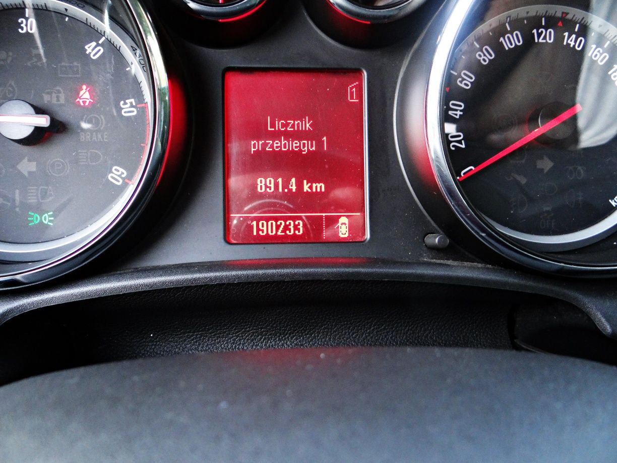 Opel Astra J 1.7cdti 2011r Doinwestowana