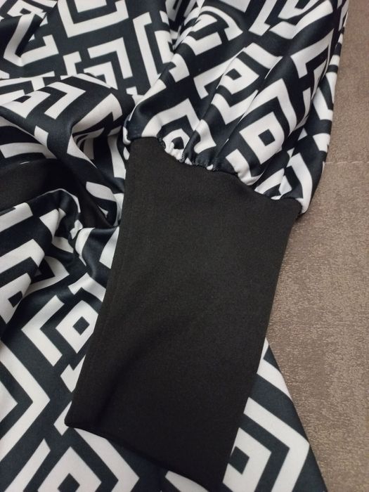 Стильна універсальна сукня