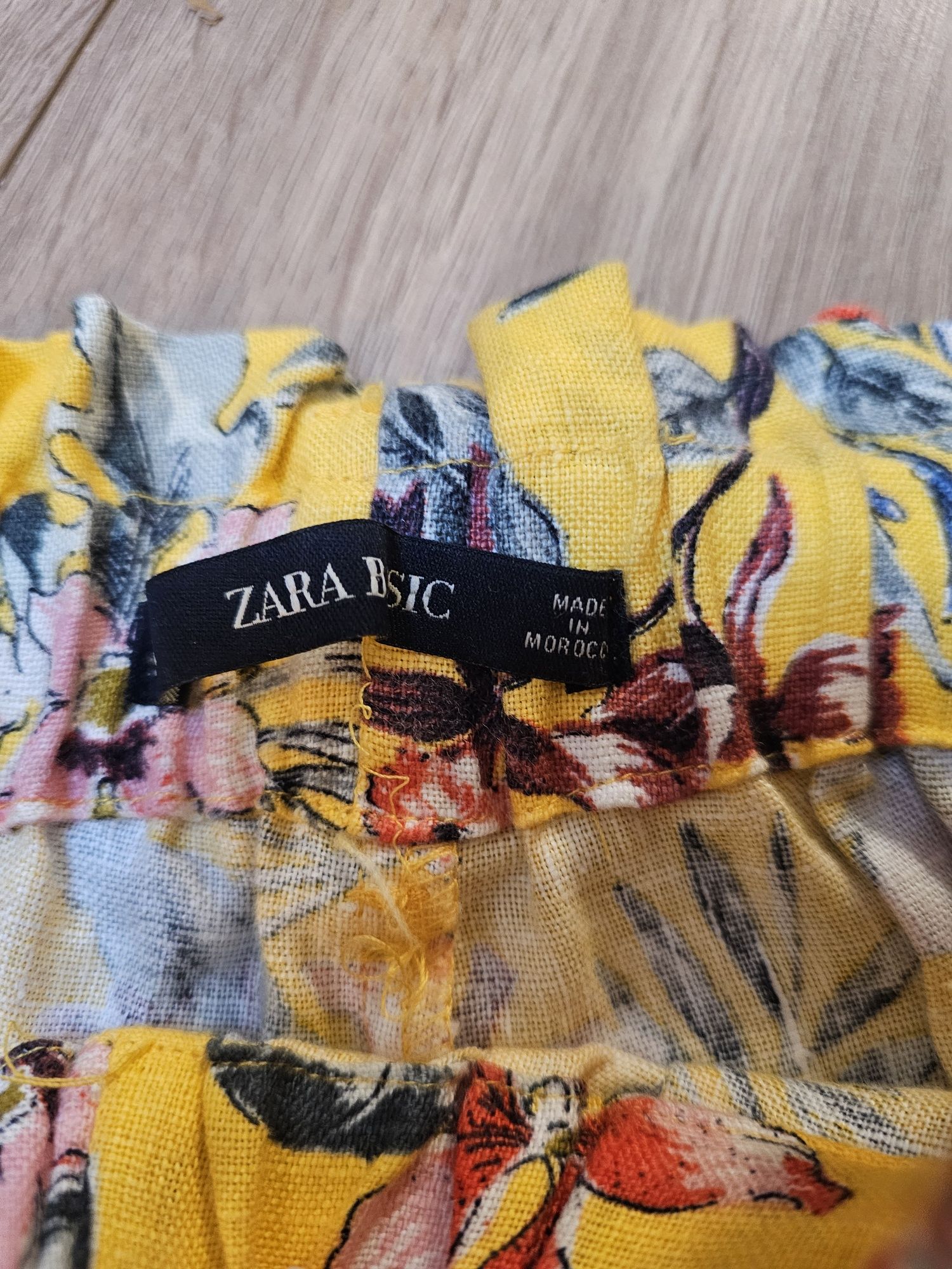 Żółte szorty w kwiaty Zara r. 36