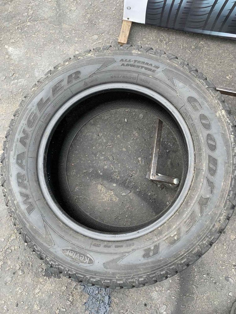 Шини 265/60 R18 Goodyear пара  всесезонні 2022 рік 7 мм