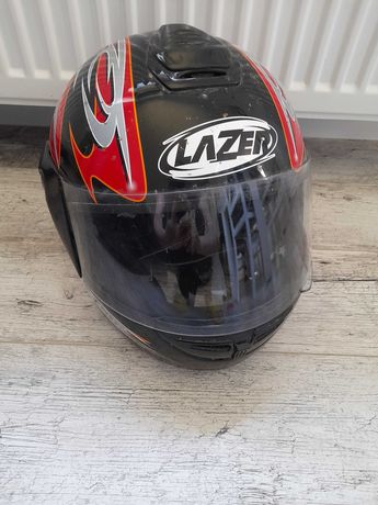 Kask motocyklowy firmy LAZER, rozmiar L