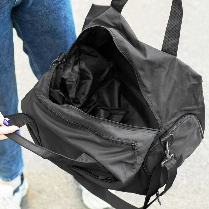 Жіноча дорожня спортивна сумка з відділом для взуття Vast 27 л Чорний