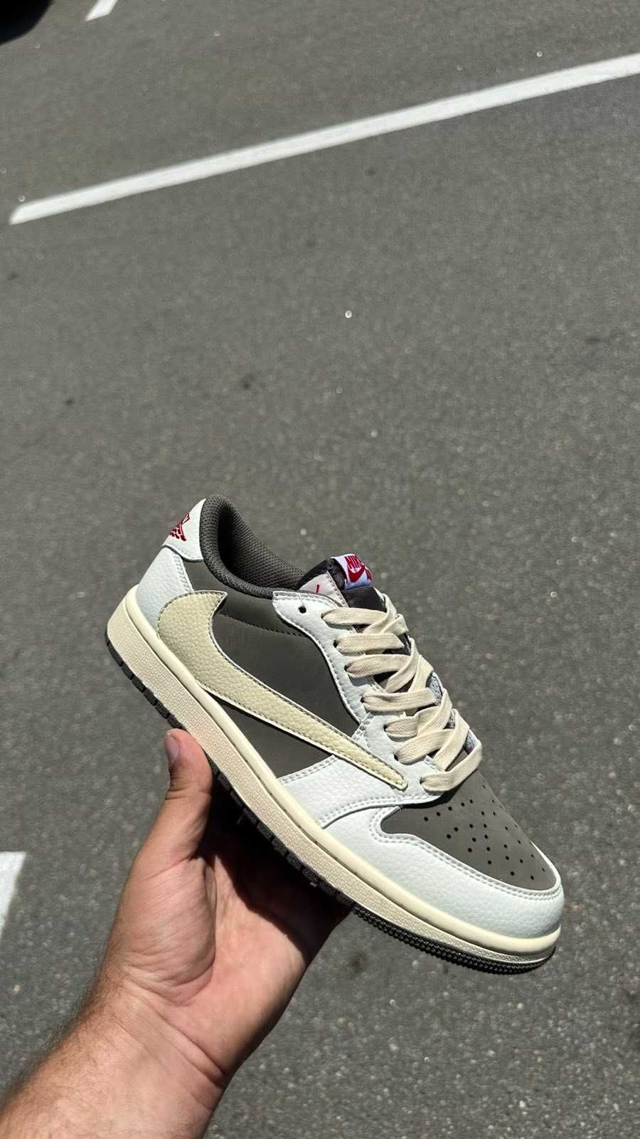 Nike Air Jordan 1 Low "OG Travis Scott Reverse Mocha"