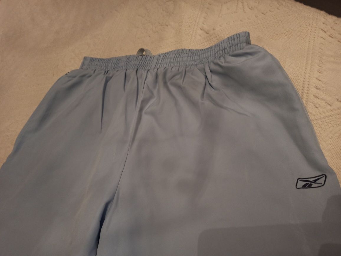 Sportowy dres Reebok