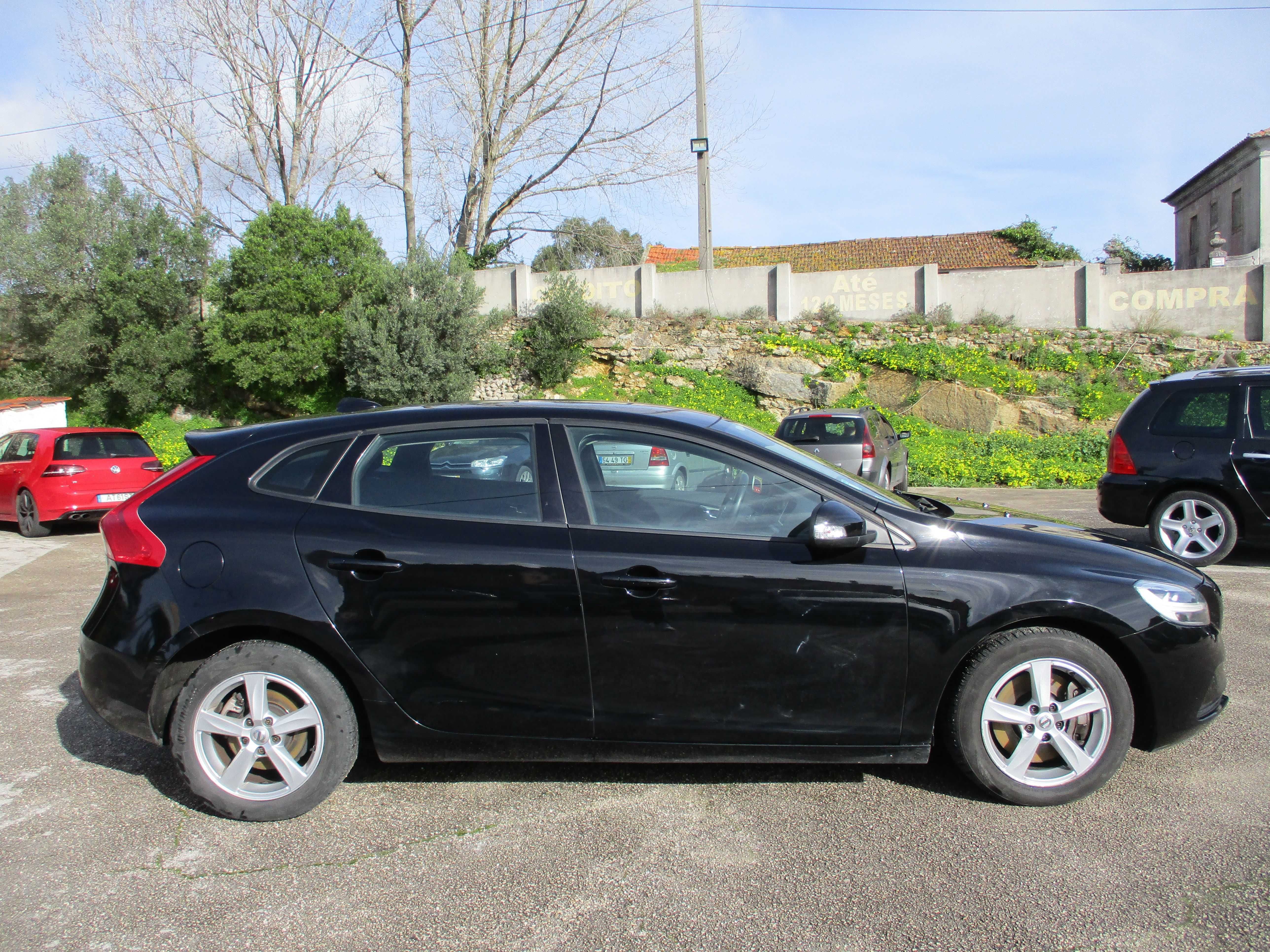 VOLVO V40 D 3 150 CV 2018 NACIONAL