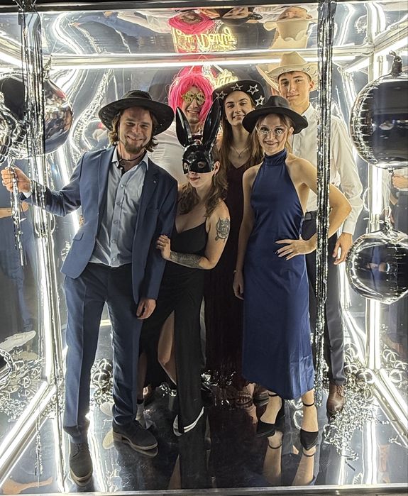 Fotobox Lustrzany Olsztyn Fotobudka Mirrorbox z wydrukiem zdjęć