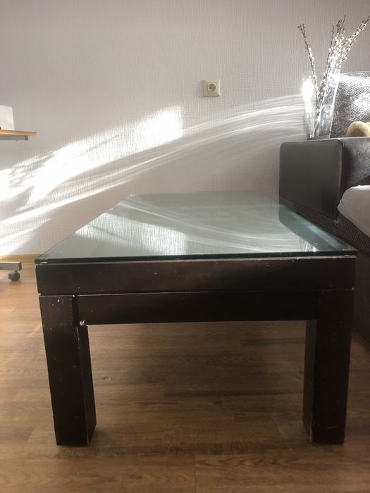 Дерв’яний журнальний стіл Б/У