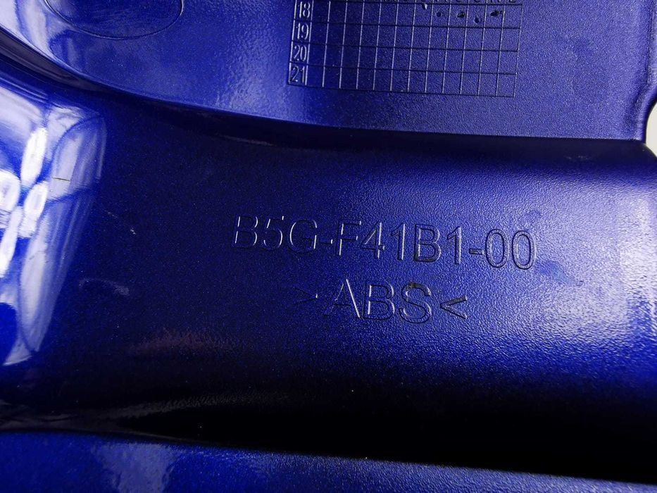 Yamaha YZF R 125 Nakładka Osłona Plastik Wypełnienie Na Zbiornik Bak