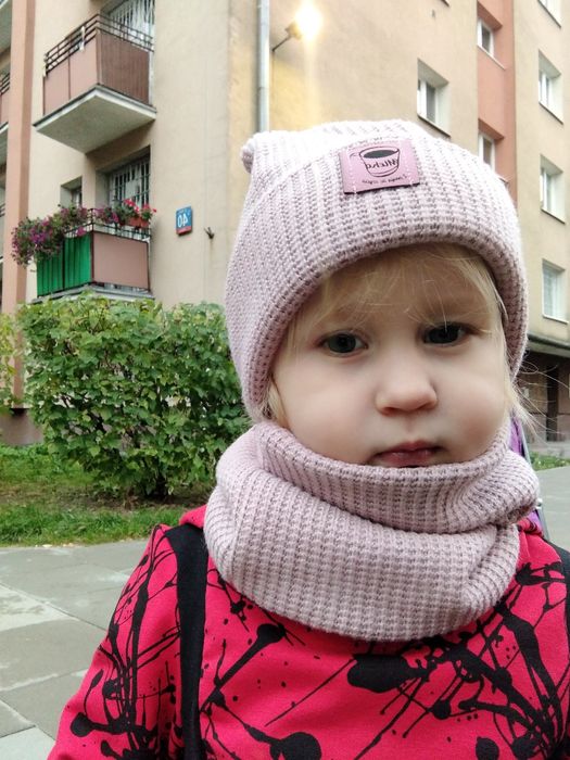 Zestaw zimowy czapka I komin