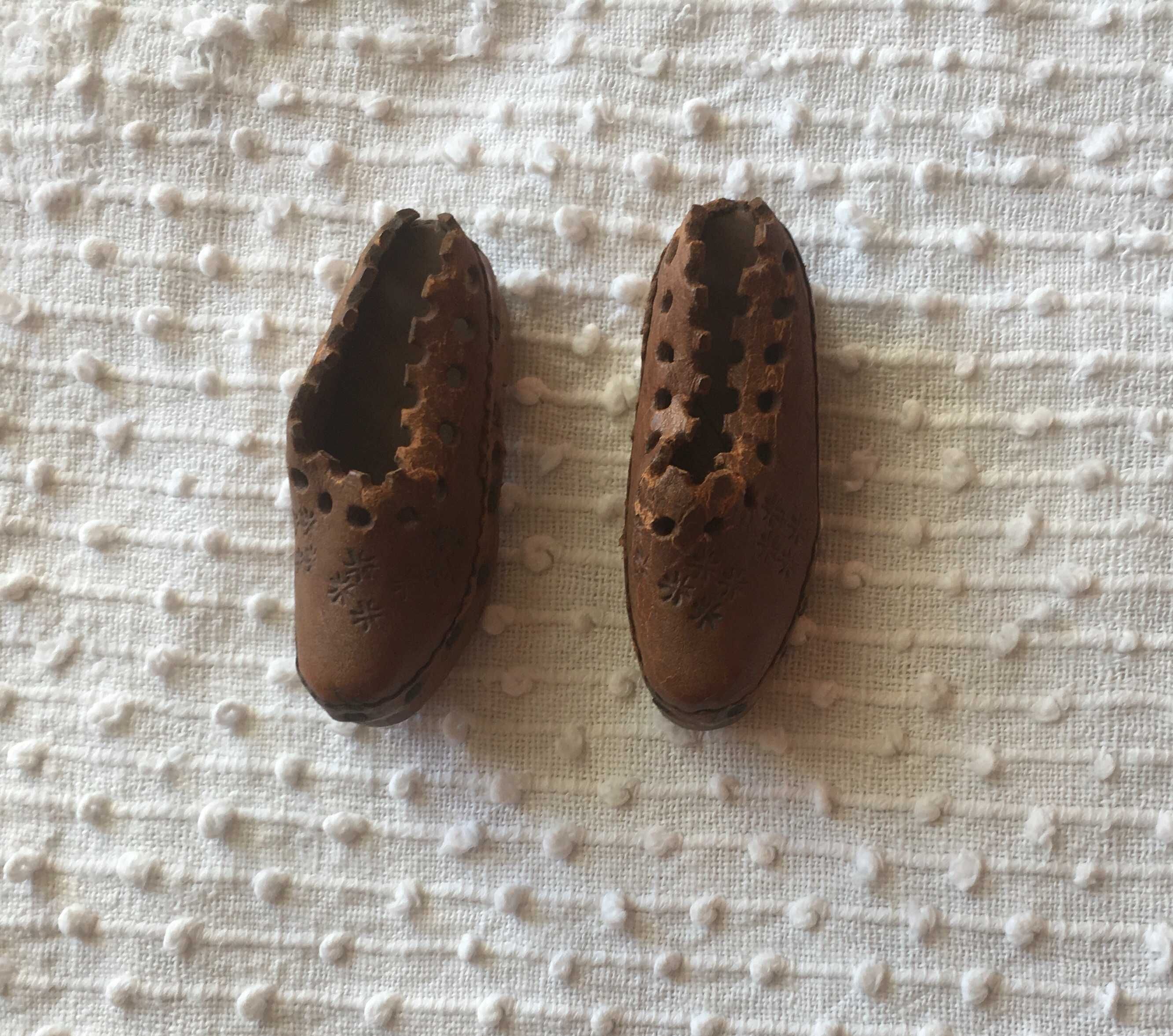 Miniaturas da casa de bonecas,sapatos e botins,batido e pilha