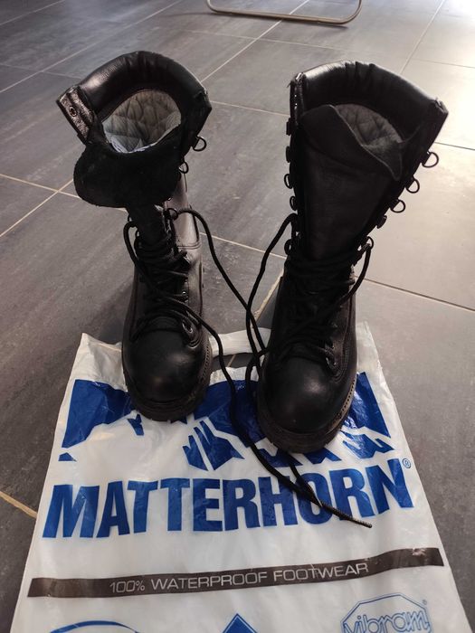 Botas modelo militar/tropa do N.º 39 ao 44, Gore-Tex - pouco uso