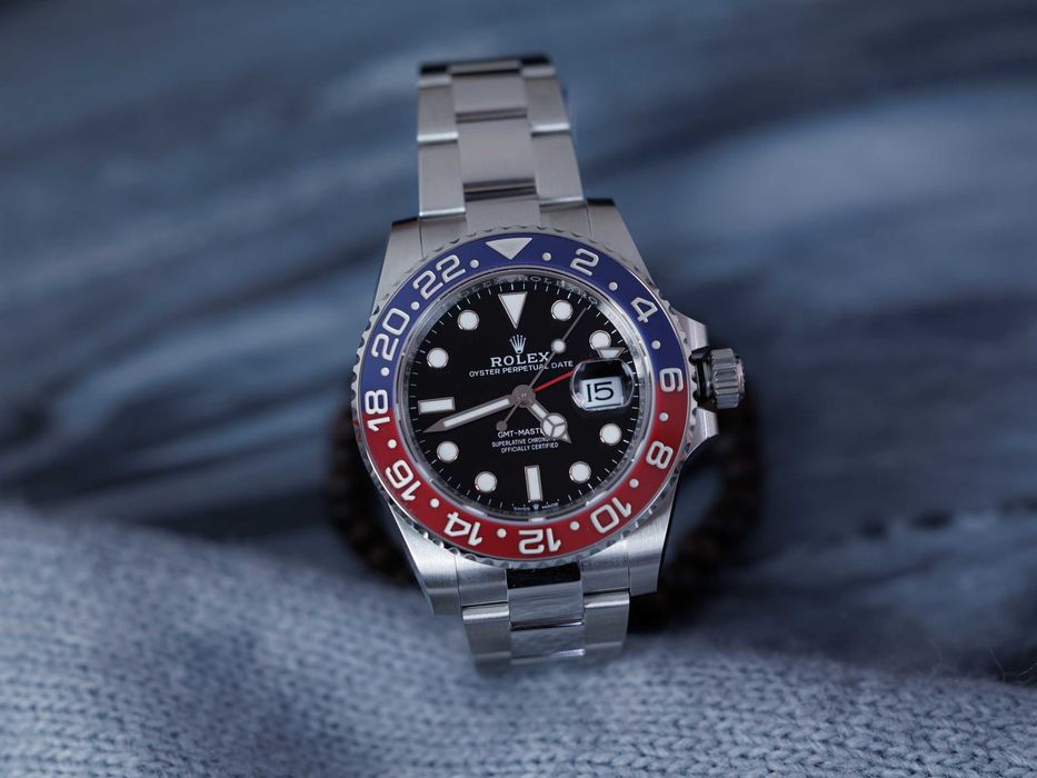 Rolex GMT-Master II 126710BLRO "Pepsi" Oyster