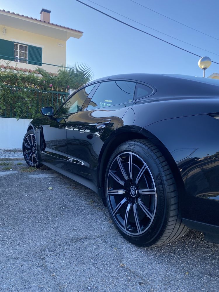 Porsche Taycan 4 – 2022 - Vendido Melhor Oferta