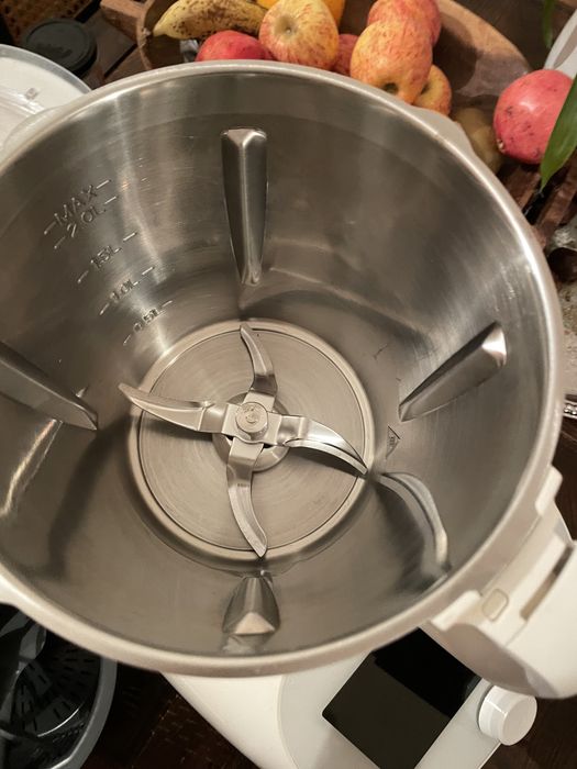 Yammi 3 dentro da garatina