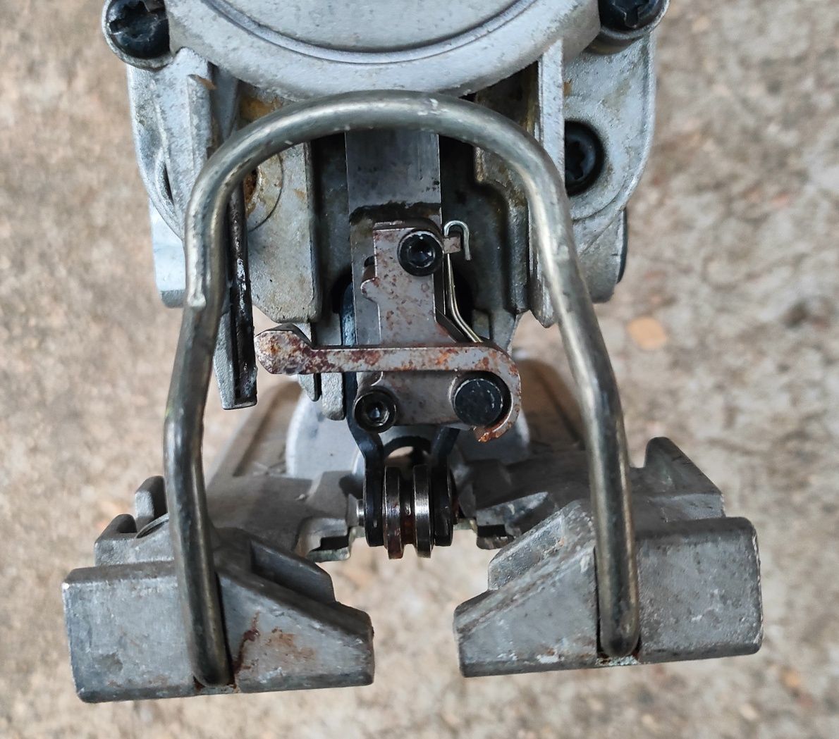 DeWalt dc330 wyrzynarka