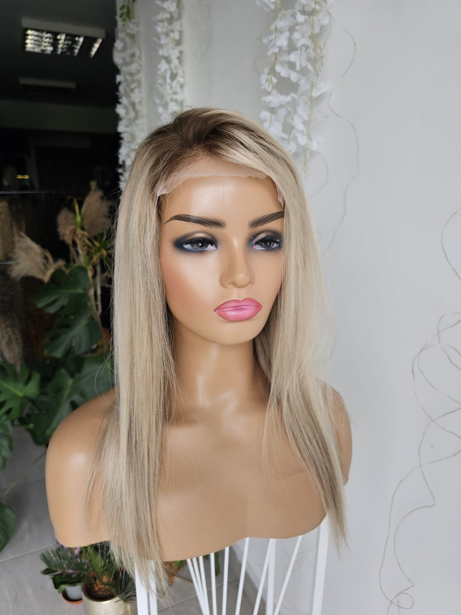 Peruka z włosów naturalnych jasny blond z odrostem Gabi 55 cm premium