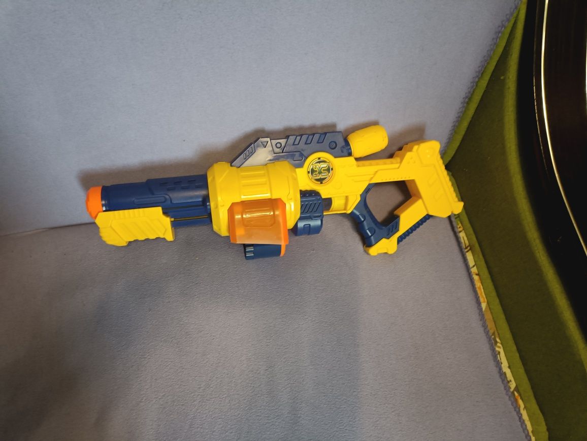 Продам автомат  Zuru X-Shot Excel Turbo Fire Dart Gun