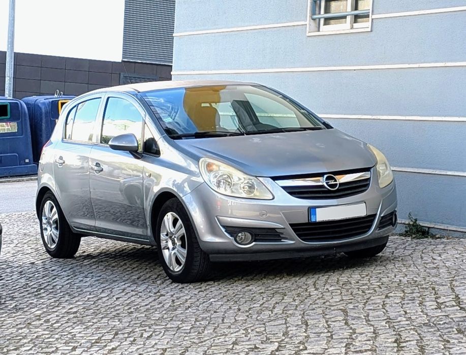 Opel Corsa 1.2 5P (2010)