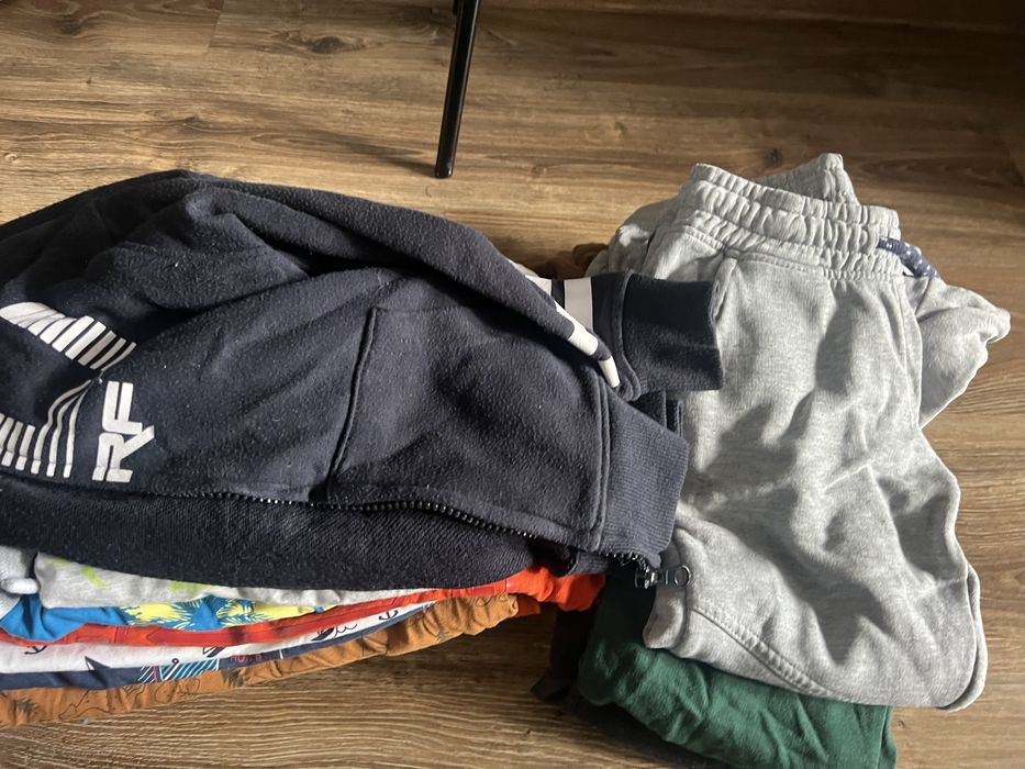 Paka ubran 116, sztuk 19