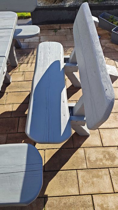 Zestaw mebli ogrodowych – stół + 3 ławki (215 x 100 cm)