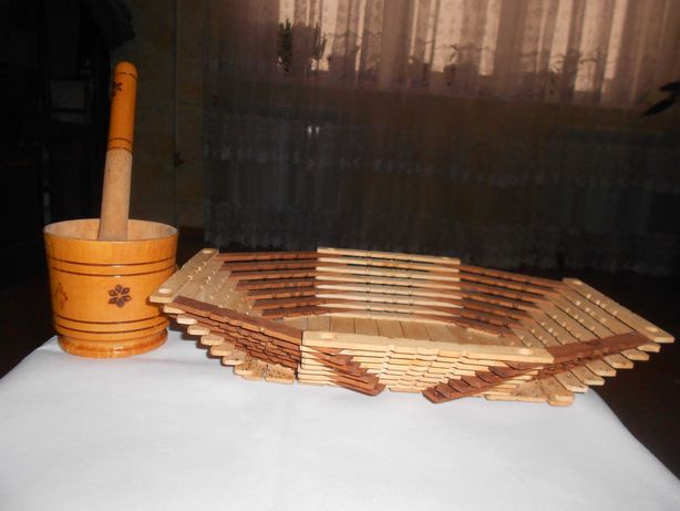 Продам набор деревянная ступка и хлебница!!!