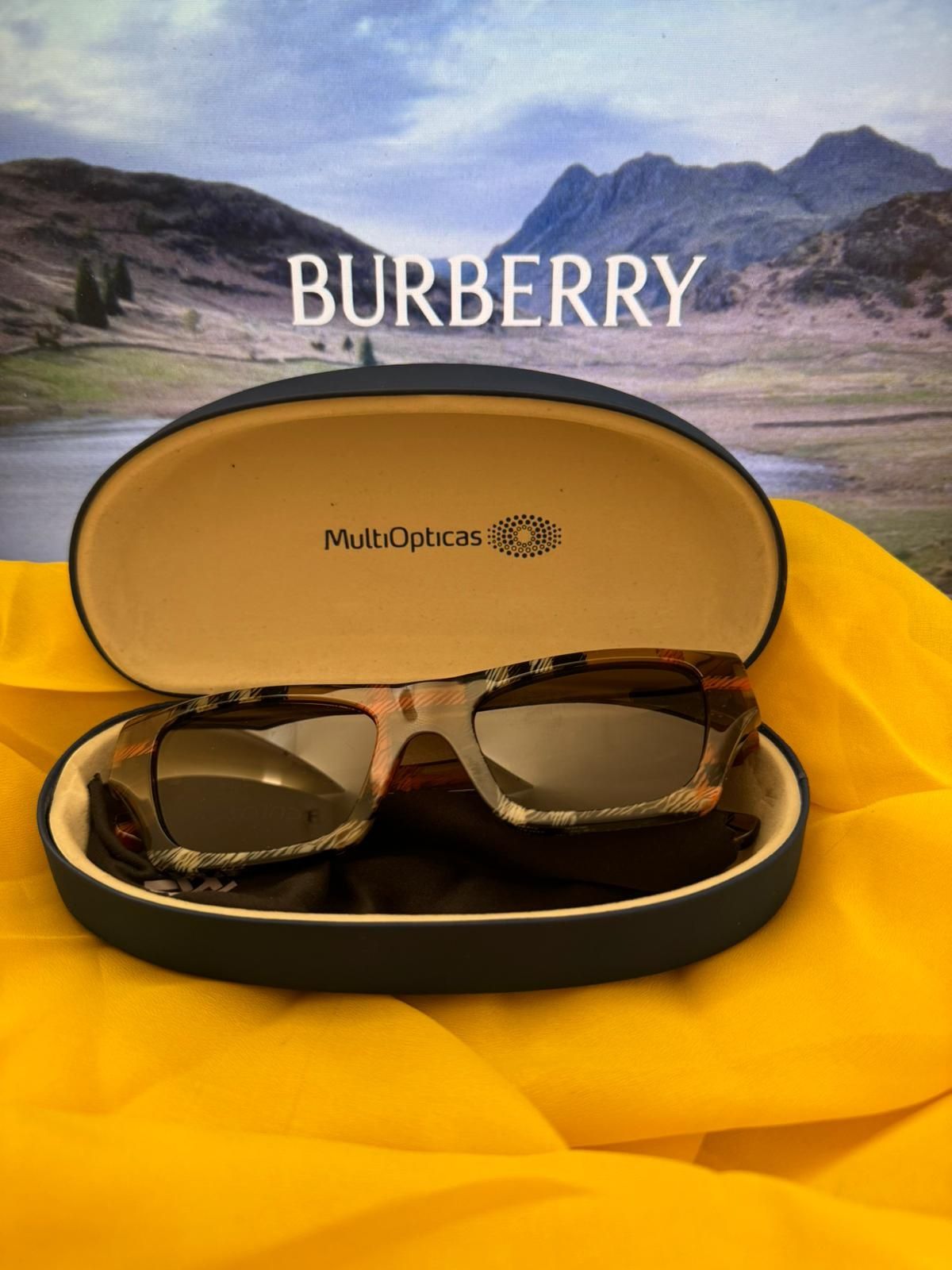 Óculos de sol Burberry