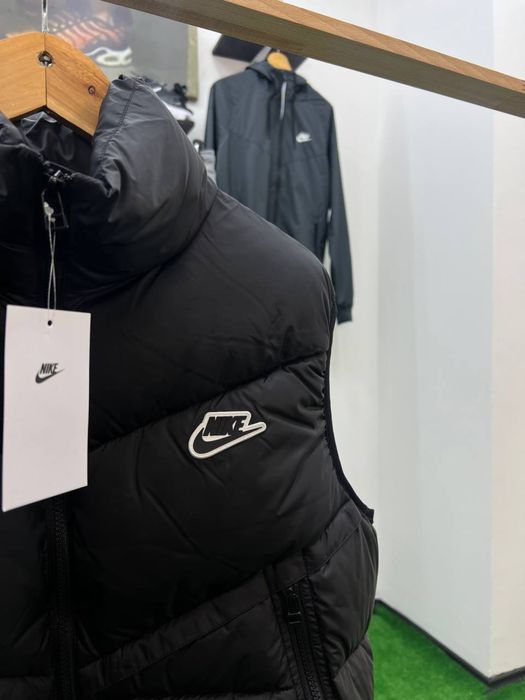 Жилетка Nike ( найк )