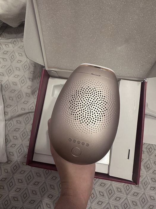 Фотоепілятор Philips Lumea IPL 7000 Series BRI921/00