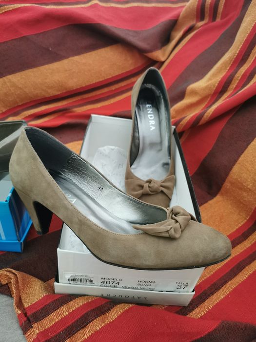 Sapatos Veludo Marca Zendra