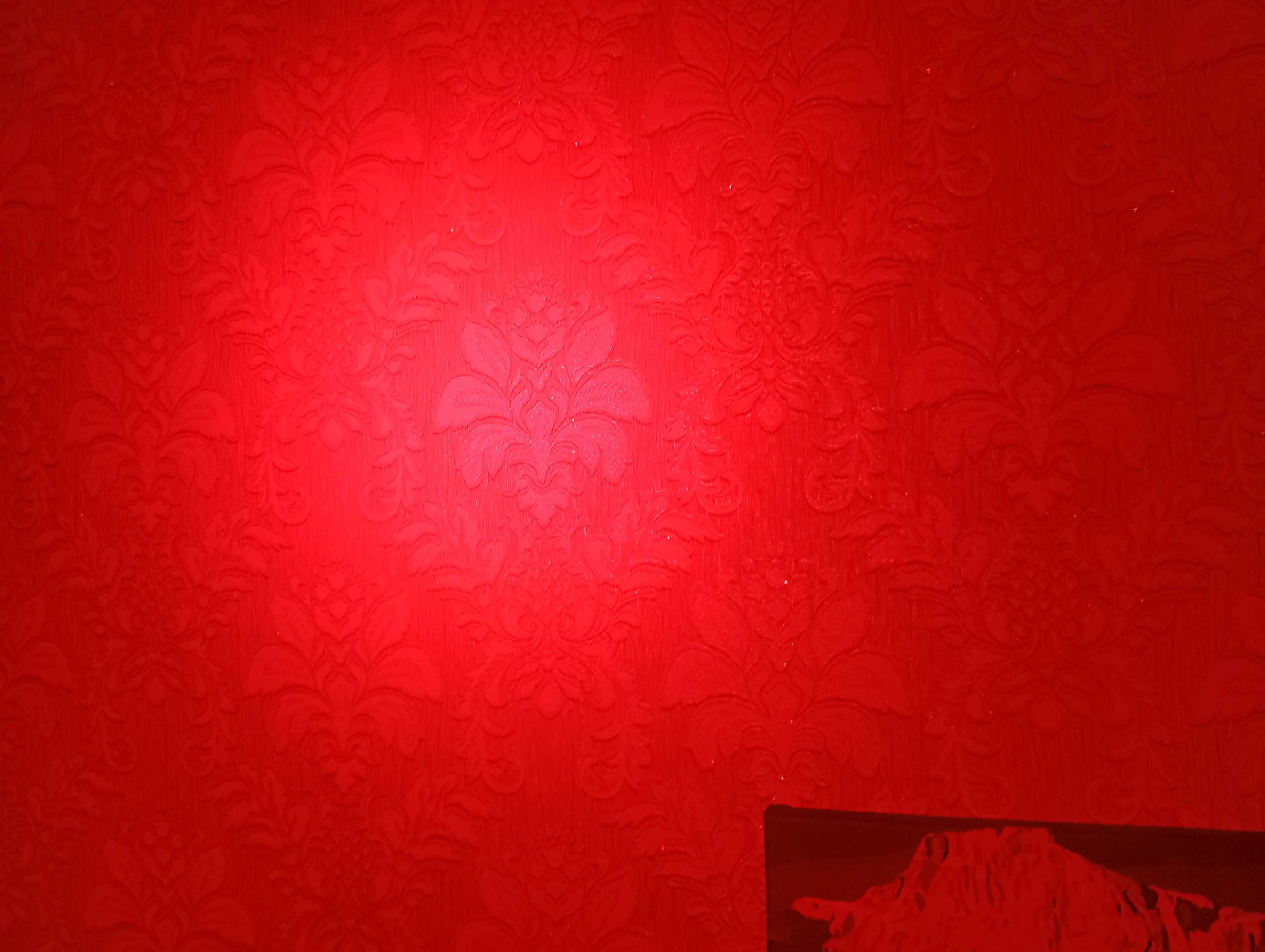 Налобный фонарик UltraRay есть с красными диодами