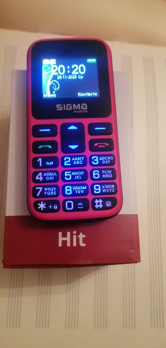 Мобільний телефон SIGMA Comfort 50.