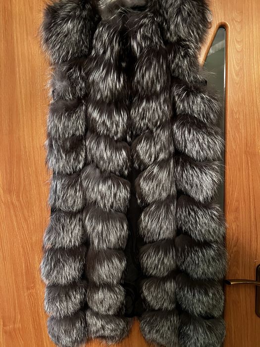 Желетка з чорнобурки